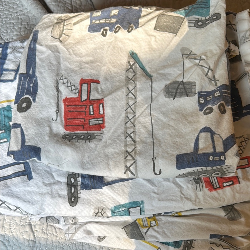 Pottery Barn Kids toddler/crib sheet set